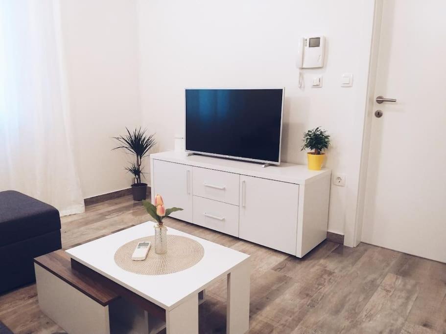 Brand New Lovely Apartment Bella Ντουμπρόβνικ Εξωτερικό φωτογραφία